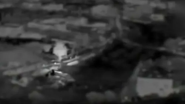 Israeli army soldier gathering, southern outskirts of Yohmor al-Shaqif (Ababil dive drone)